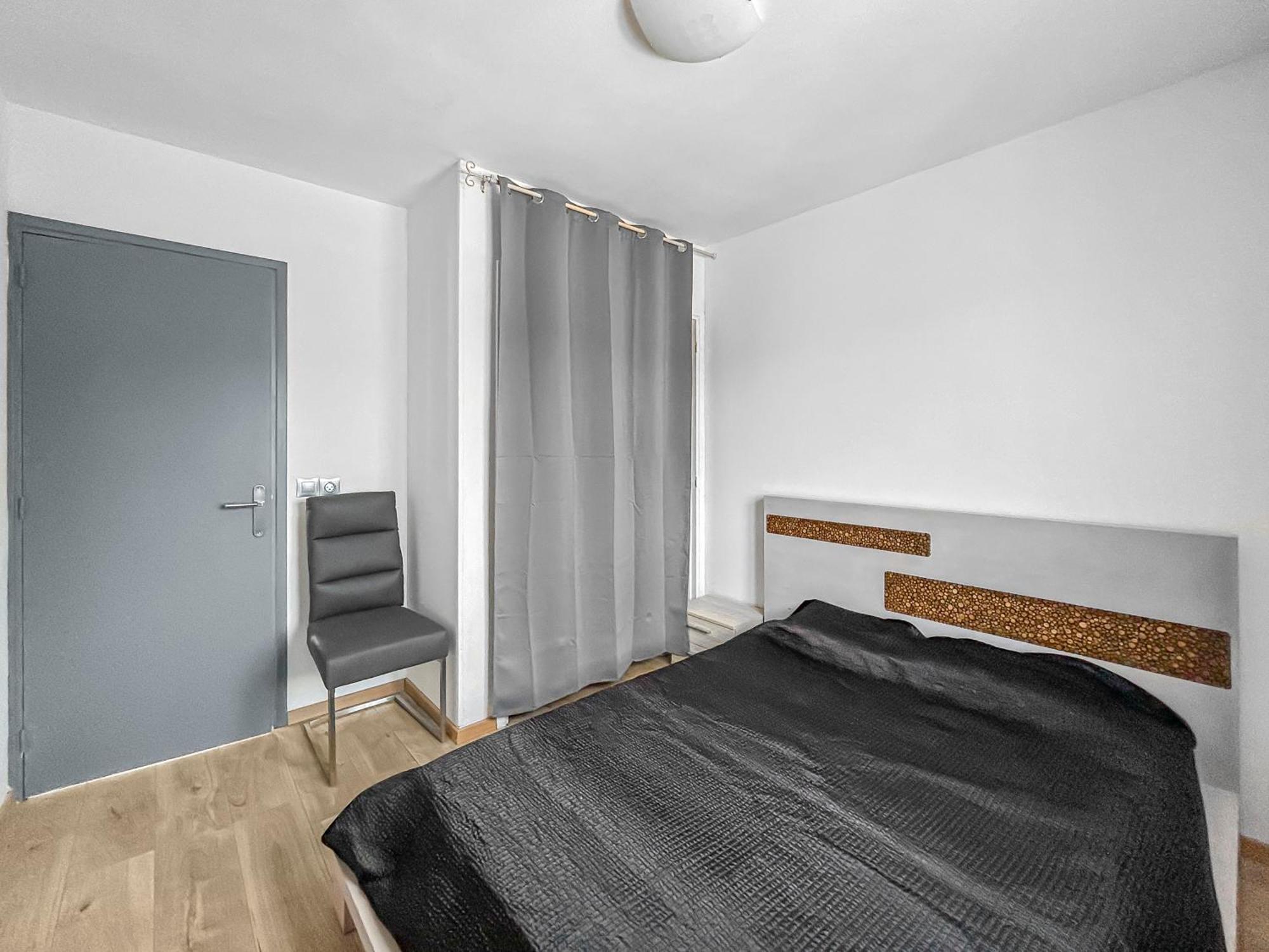 Escapade A Lodeve La Paisible Apartment Bagian luar foto