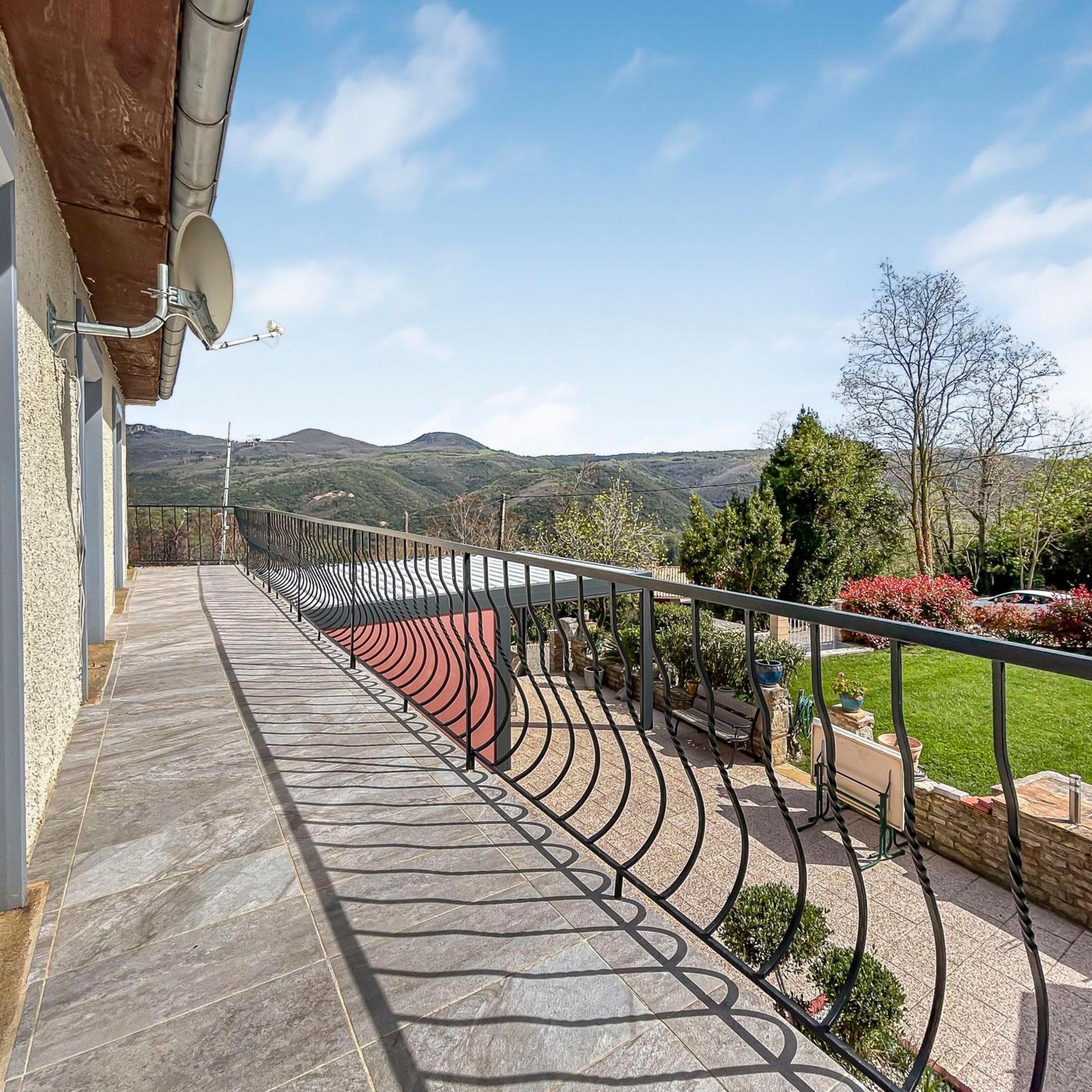 Escapade A Lodeve La Paisible Apartment Bagian luar foto